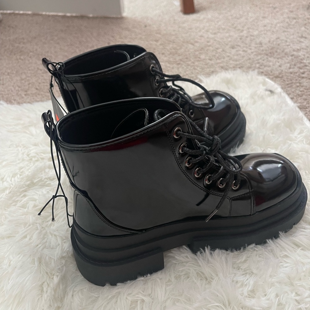 Black Boots